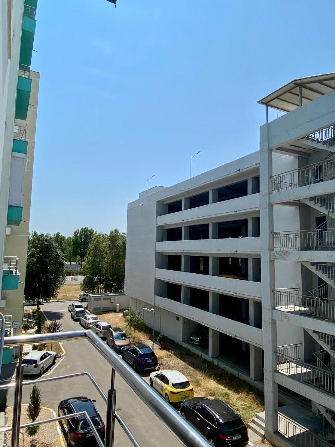 Tanya Apartments Summerland Mamaia Exterior photo